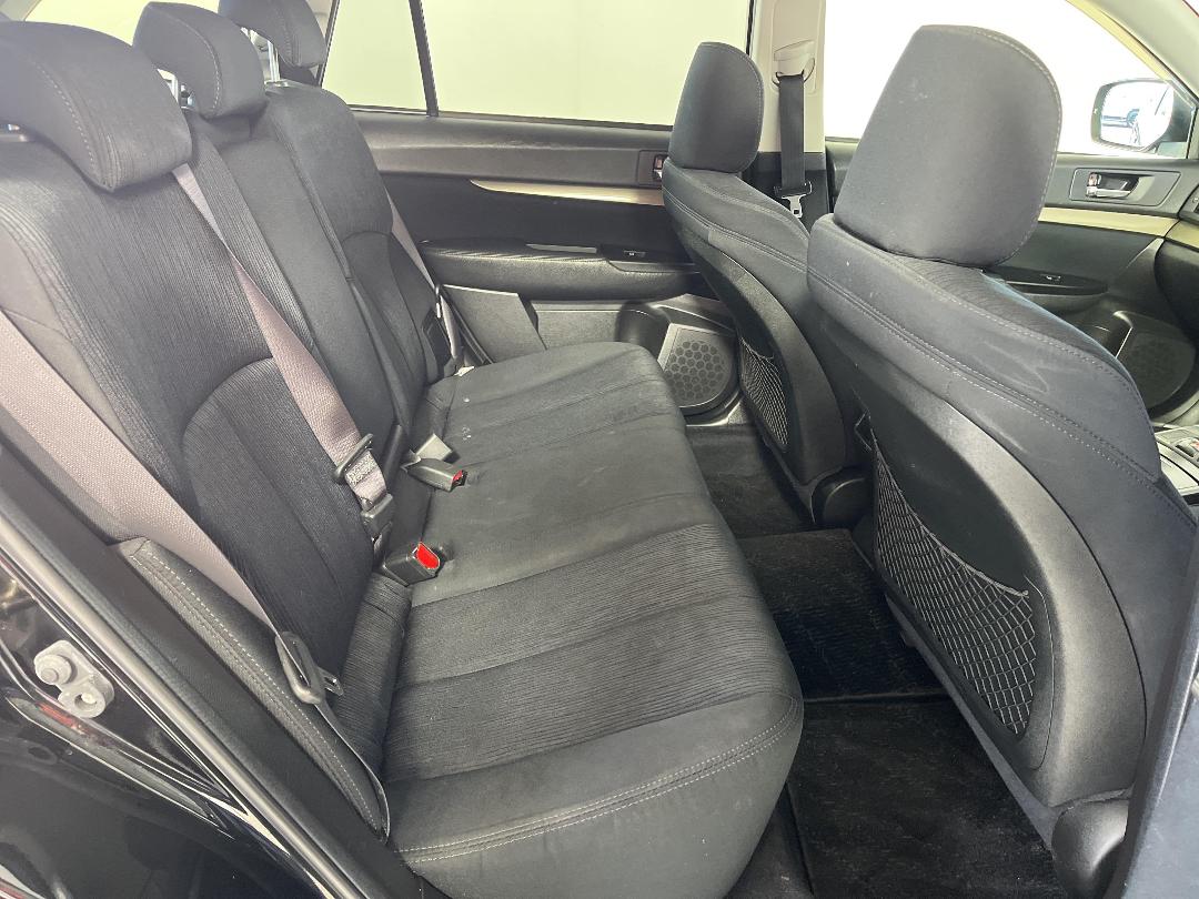 Photo '20' of Subaru Legacy