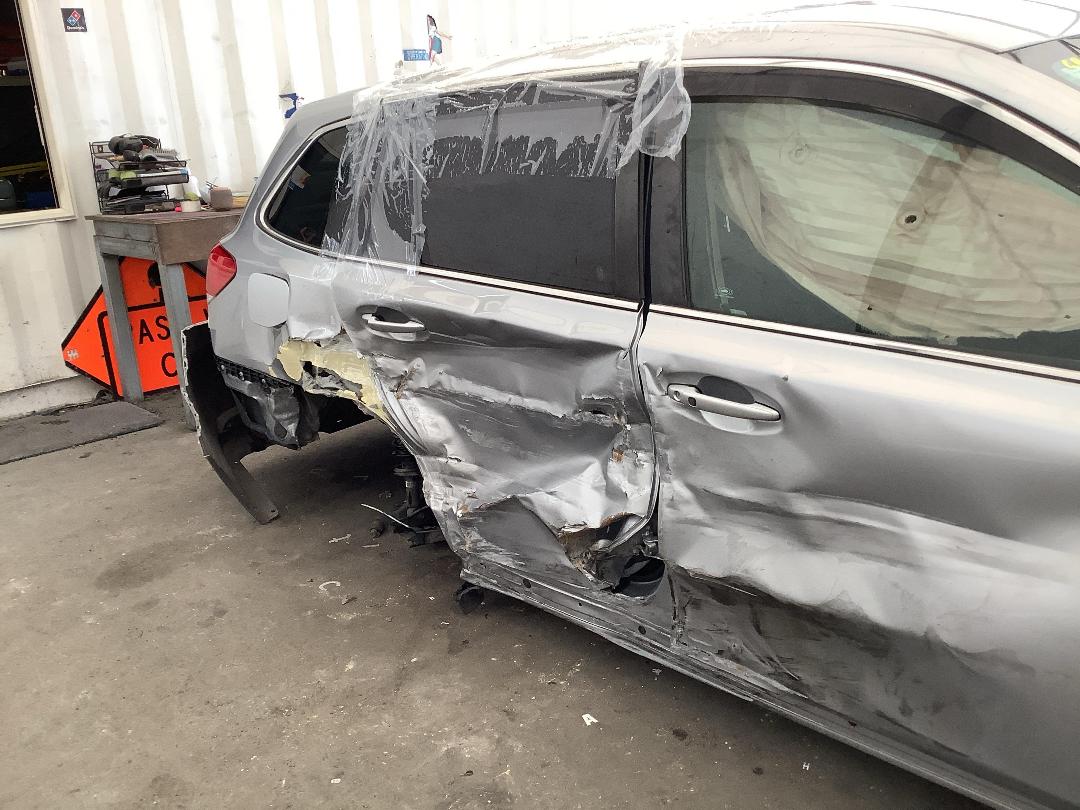 Photo '3' of Subaru Legacy Photo '3' of Subaru Legacy