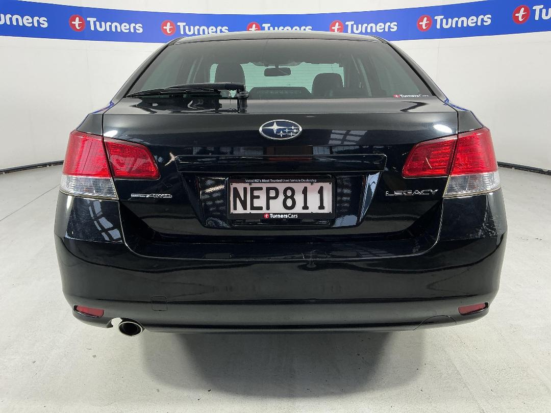 Photo '6' of Subaru Legacy