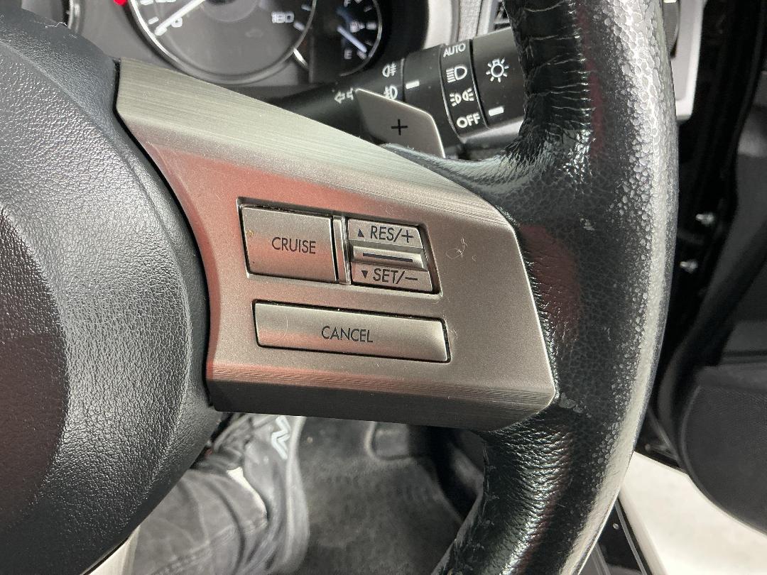 Photo '24' of Subaru Legacy