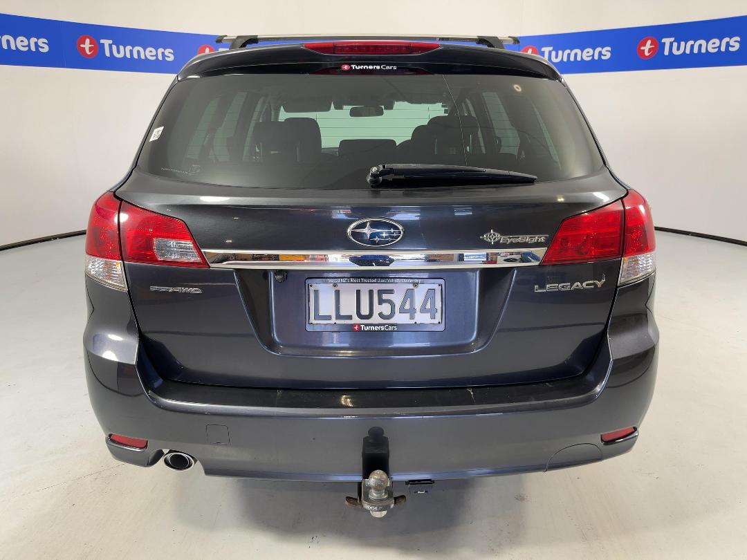 Photo '6' of Subaru Legacy