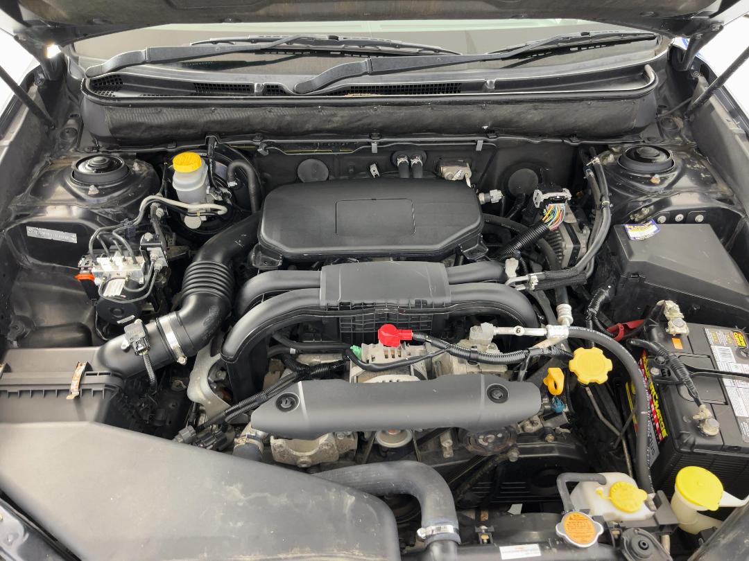 Photo '13' of Subaru Legacy