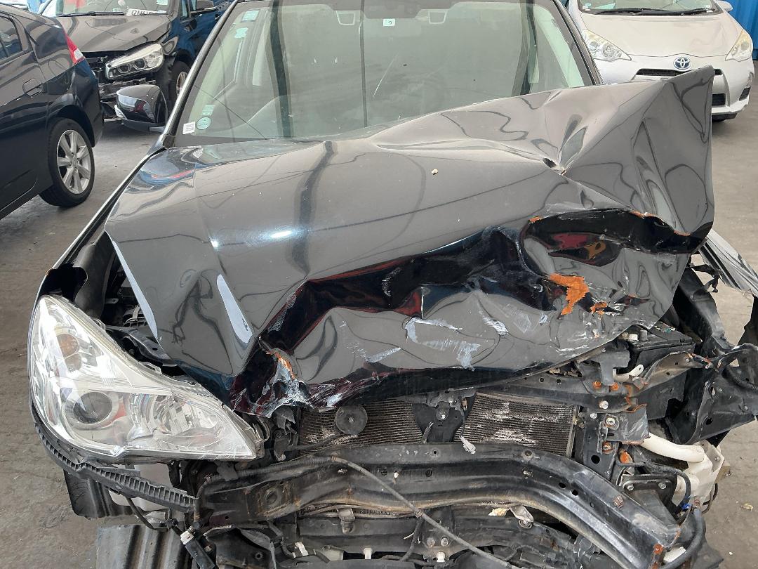 Photo '2' of Subaru Legacy