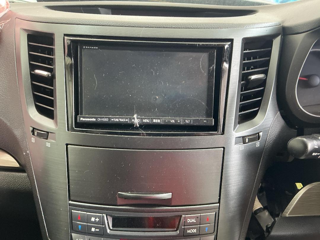 Photo '9' of Subaru Legacy