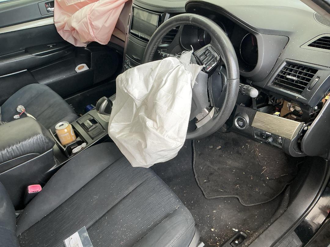 Photo '7' of Subaru Legacy