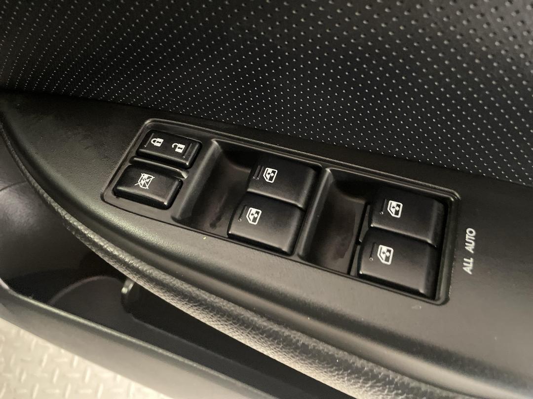 Photo '24' of Subaru Outback Photo '24' of Subaru Outback