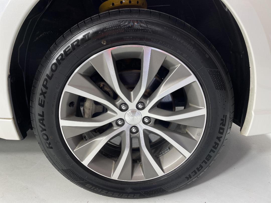 Photo '9' of Subaru Outback