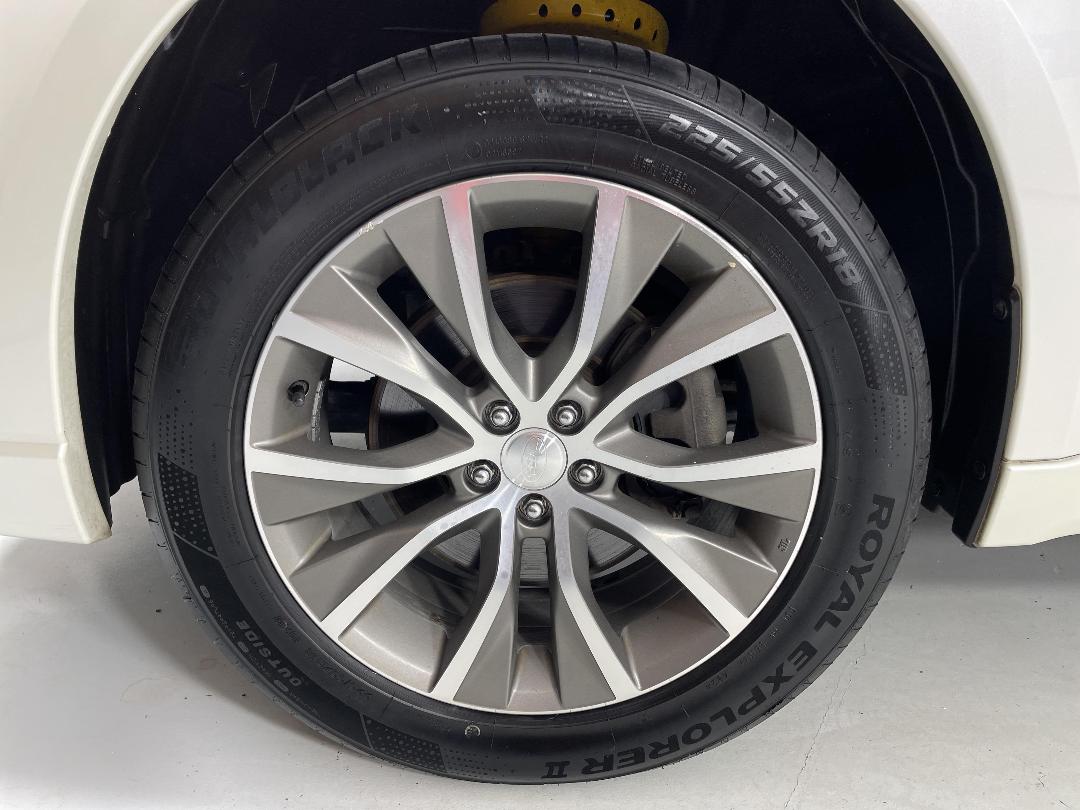 Photo '10' of Subaru Outback