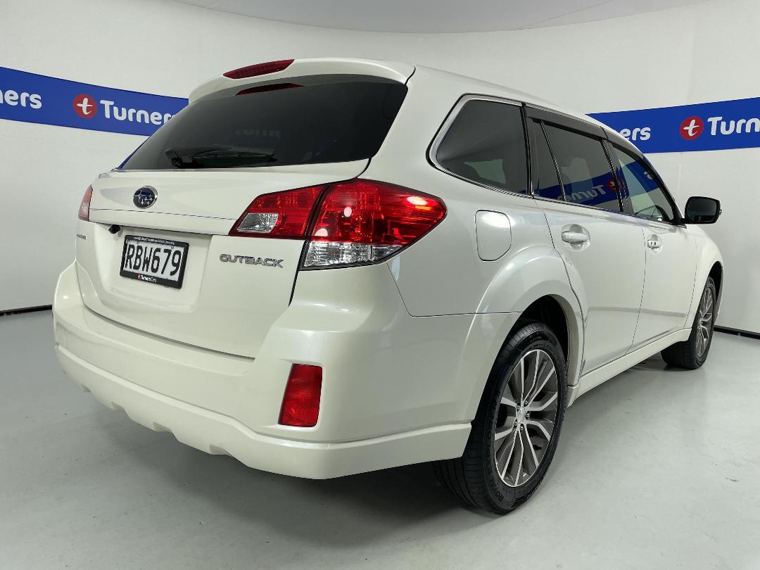 Photo '7' of Subaru Outback