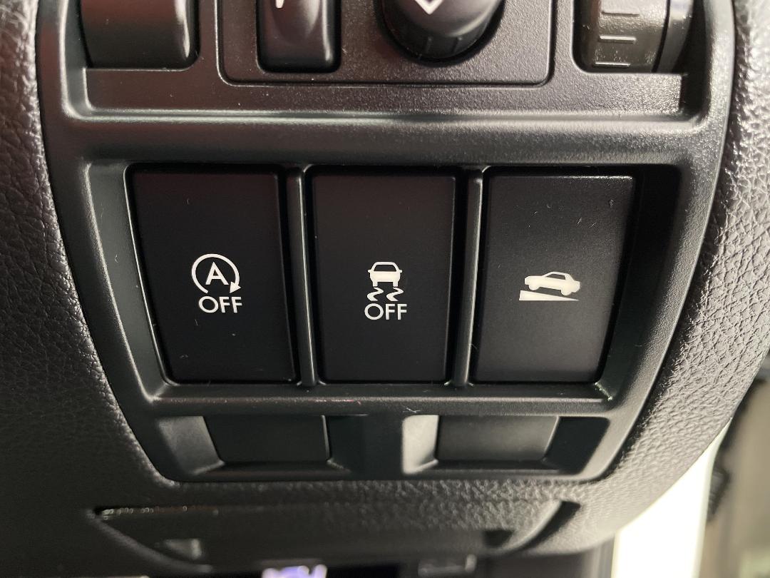 Photo '24' of Subaru Outback