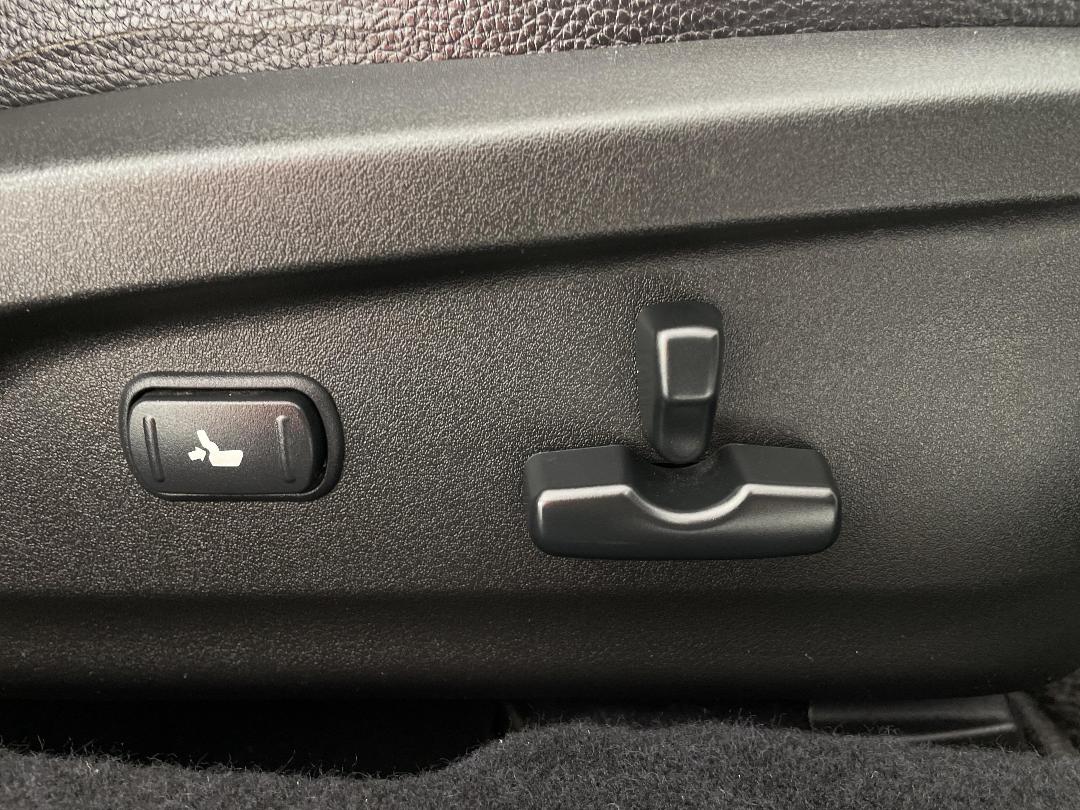 Photo '23' of Subaru Outback