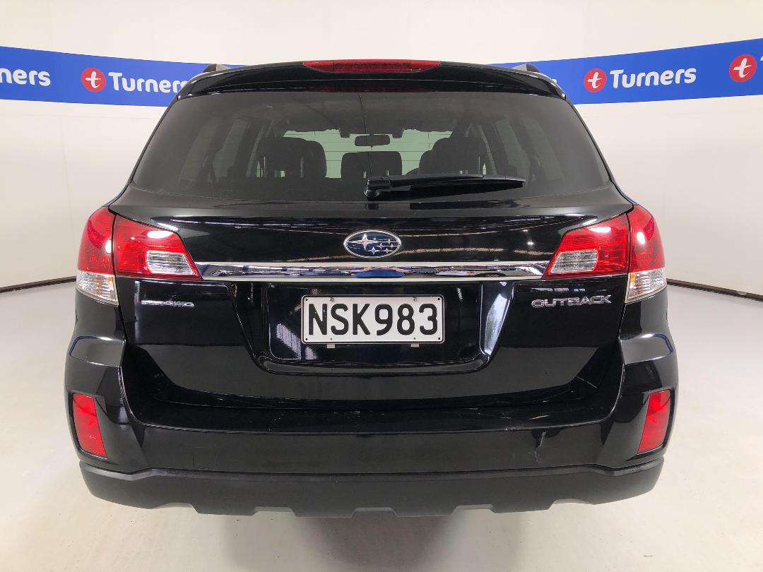 Photo '6' of Subaru Outback