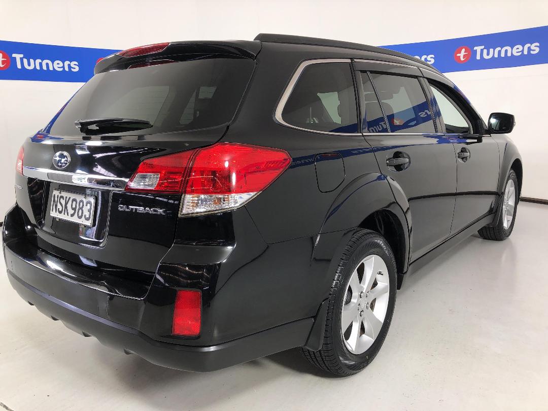 Photo '7' of Subaru Outback