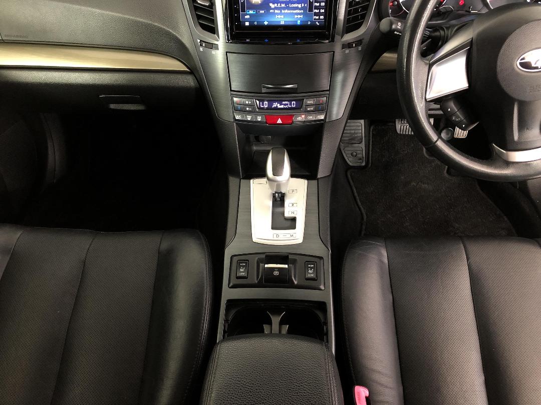 Photo '18' of Subaru Outback