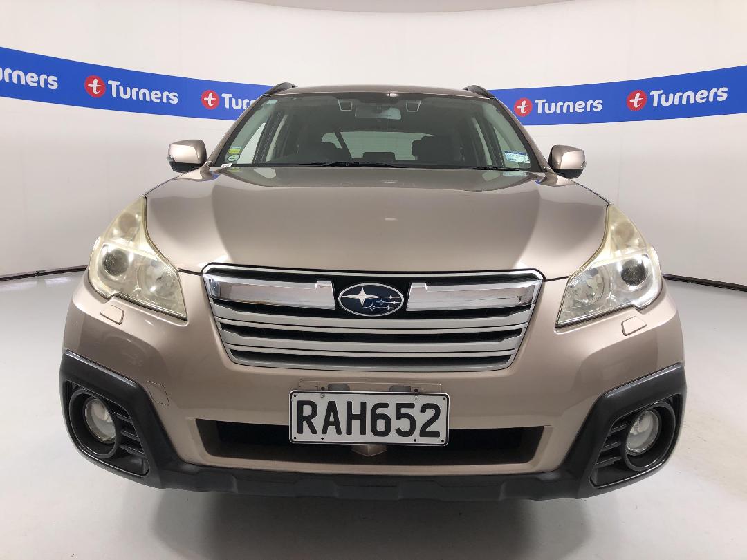 Photo '2' of Subaru Outback