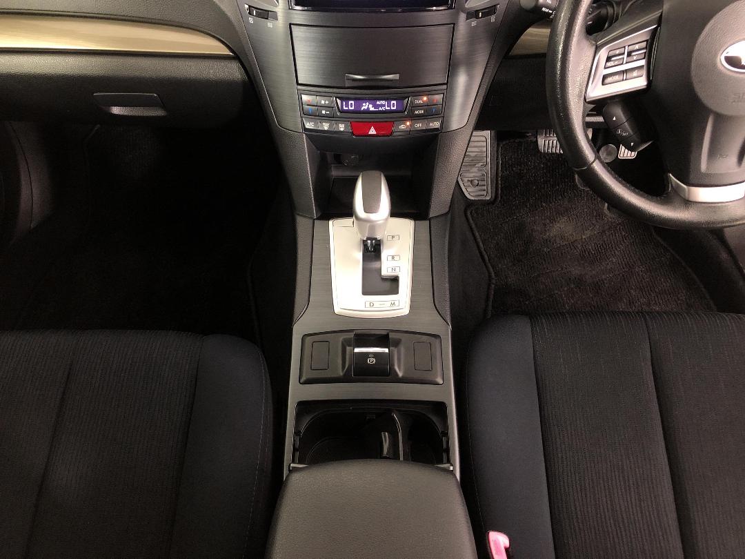 Photo '18' of Subaru Outback