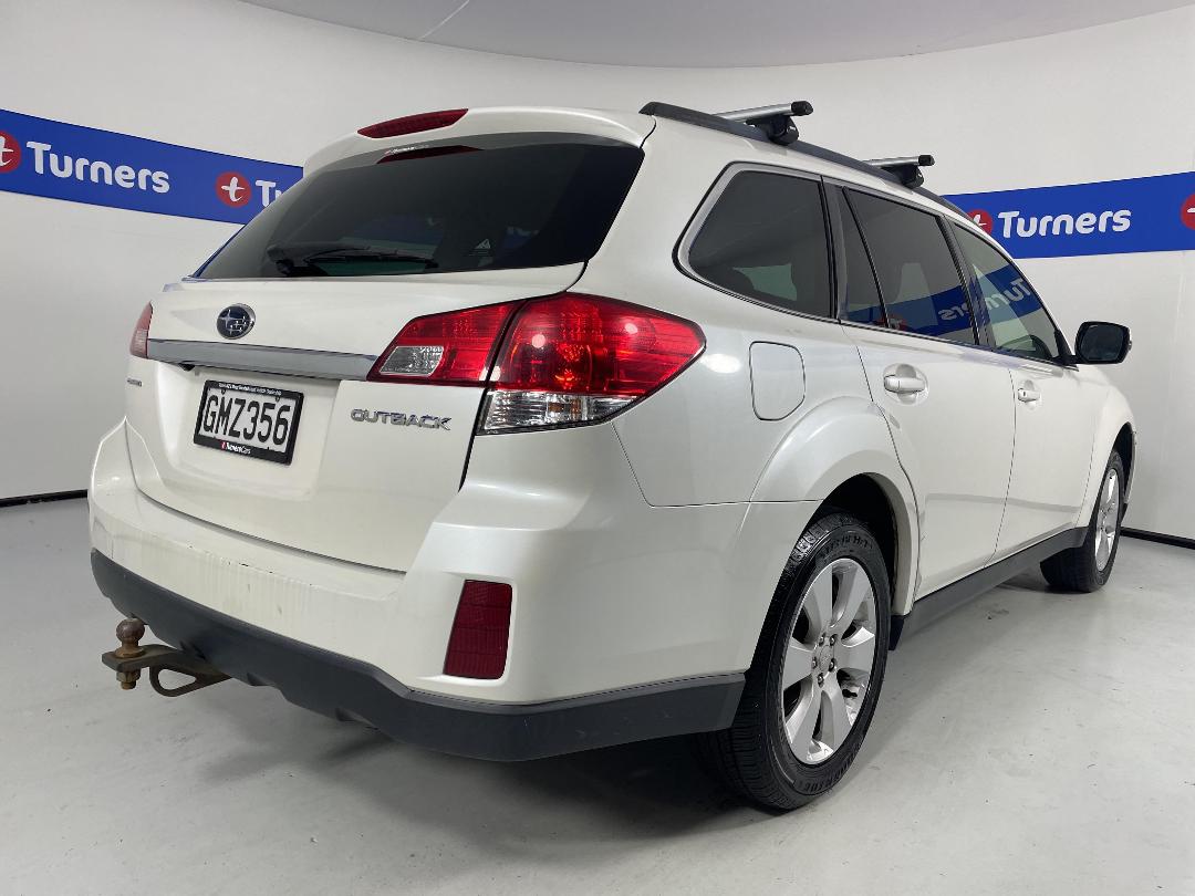 Photo '7' of Subaru Outback Photo '7' of Subaru Outback