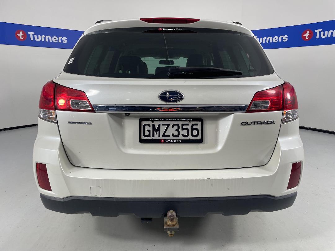 Photo '6' of Subaru Outback Photo '6' of Subaru Outback