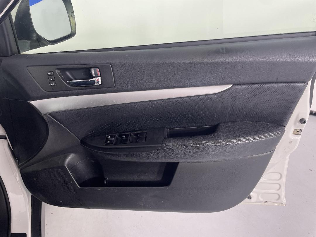 Photo '15' of Subaru Outback Photo '15' of Subaru Outback