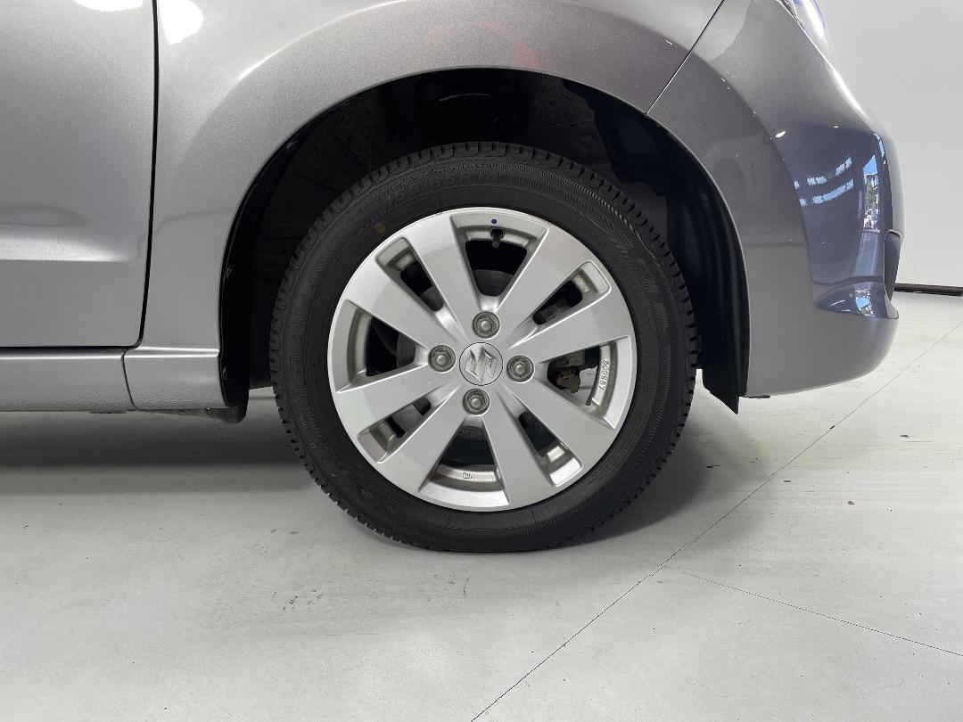 Photo '9' of Suzuki Alto Photo '9' of Suzuki Alto