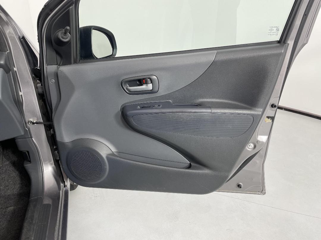 Photo '15' of Suzuki Alto Photo '15' of Suzuki Alto