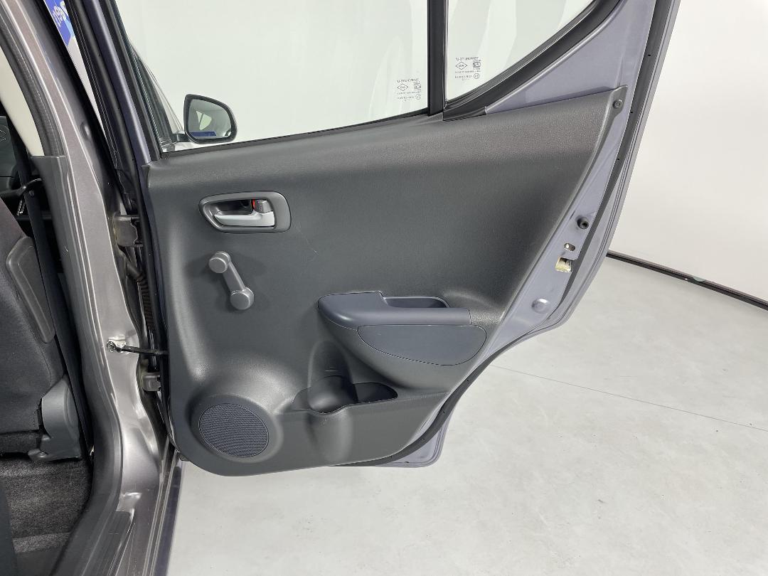 Photo '19' of Suzuki Alto Photo '19' of Suzuki Alto