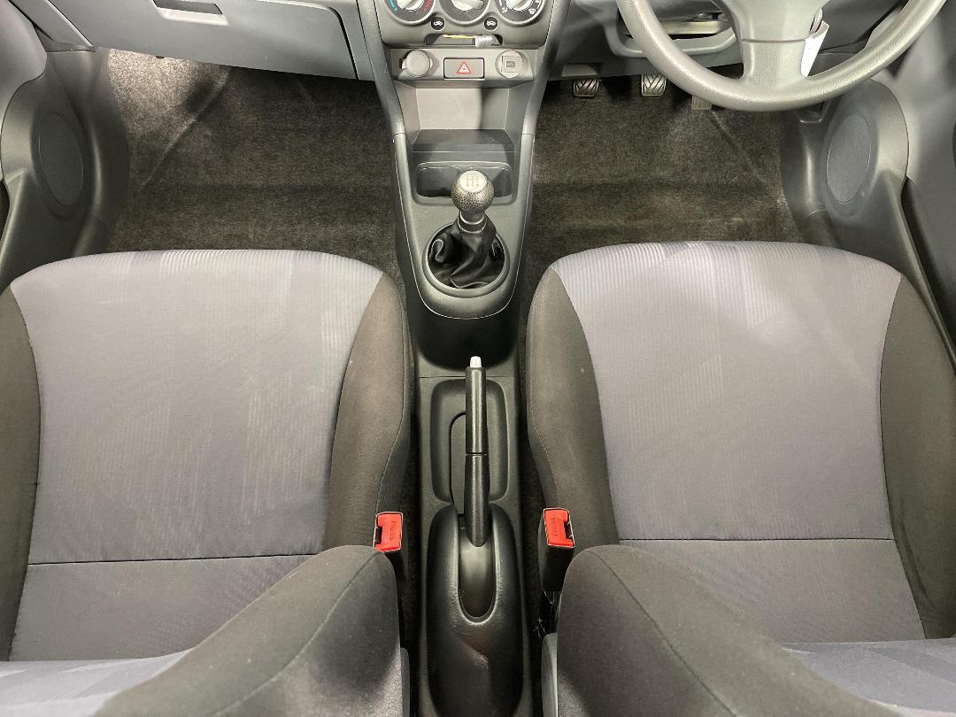 Photo '18' of Suzuki Alto Photo '18' of Suzuki Alto