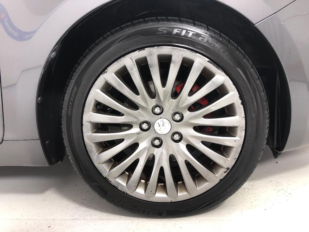 Photo '9' of Suzuki Kizashi Photo '9' of Suzuki Kizashi