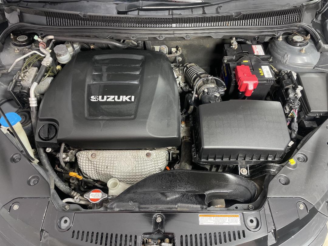 Photo '13' of Suzuki Kizashi