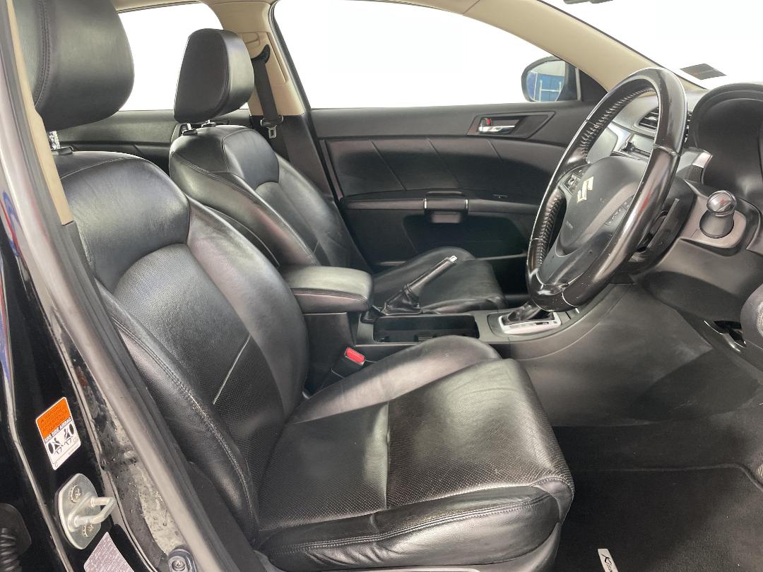 Photo '16' of Suzuki Kizashi