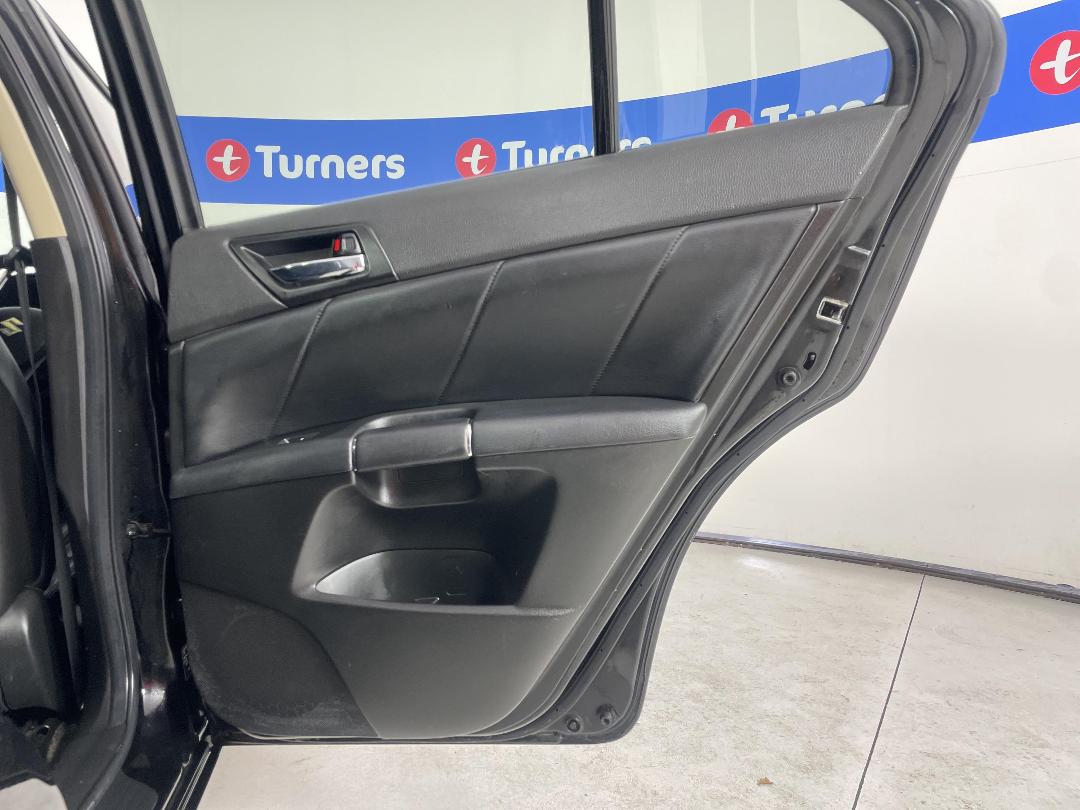 Photo '19' of Suzuki Kizashi