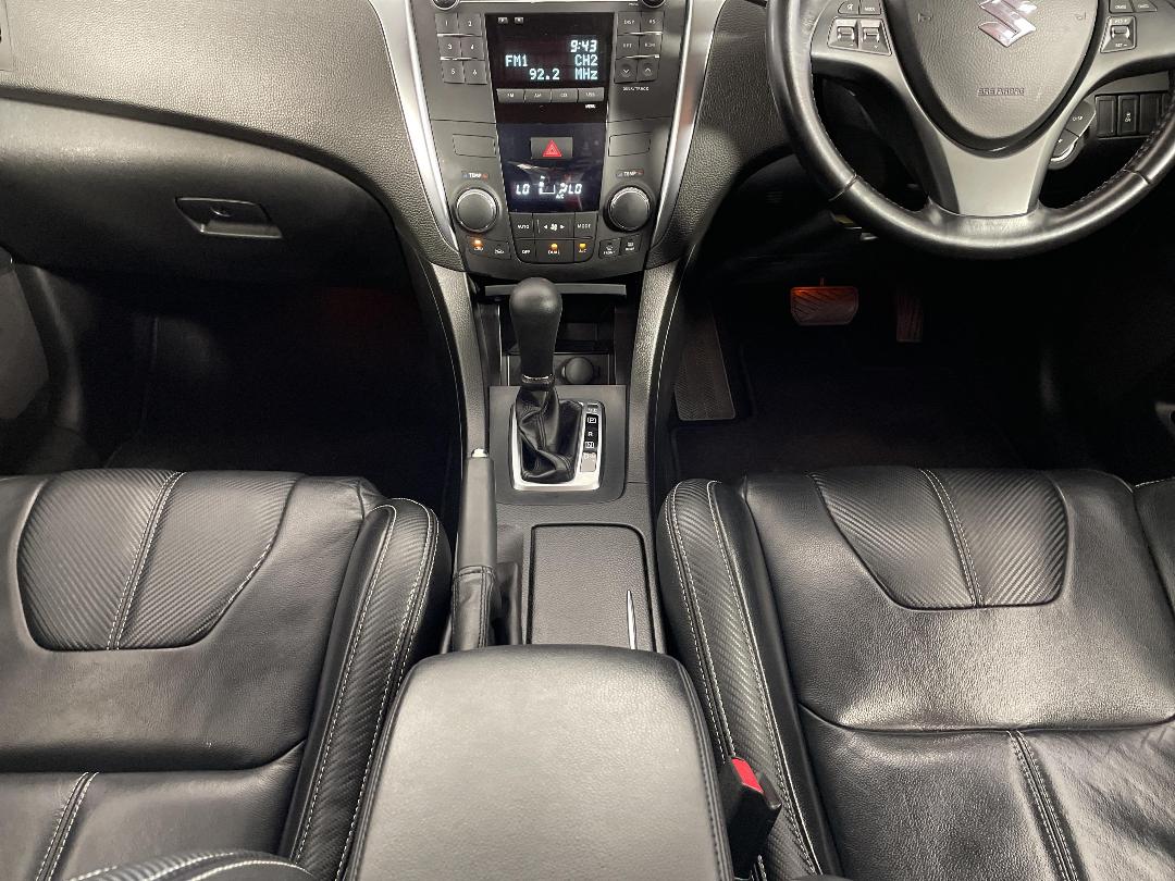 Photo '18' of Suzuki Kizashi Photo '18' of Suzuki Kizashi