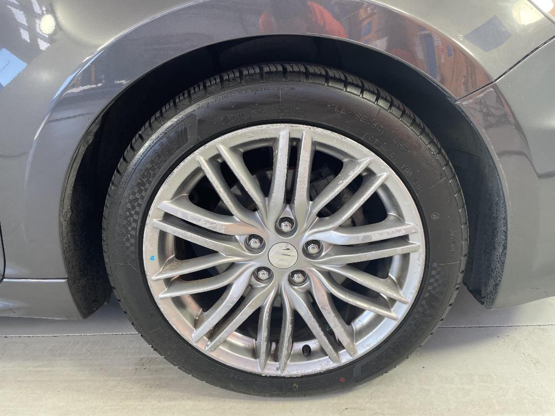 Photo '9' of Suzuki Kizashi