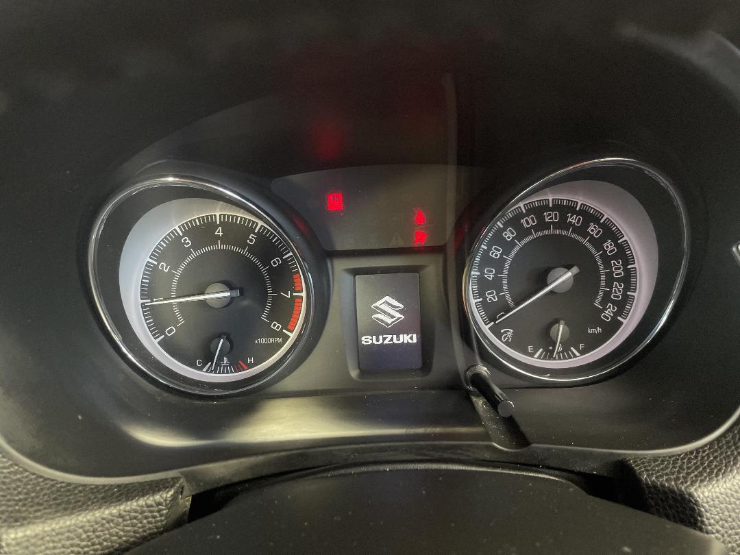 Photo '21' of Suzuki Kizashi