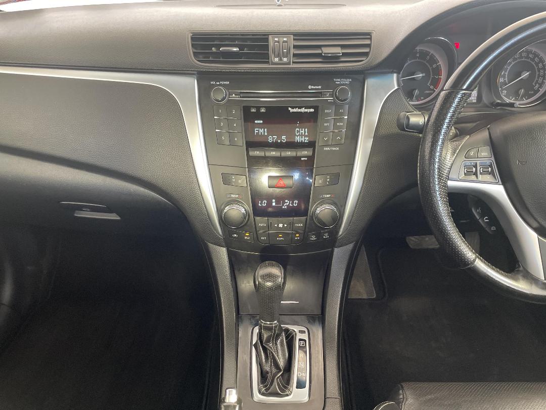 Photo '18' of Suzuki Kizashi