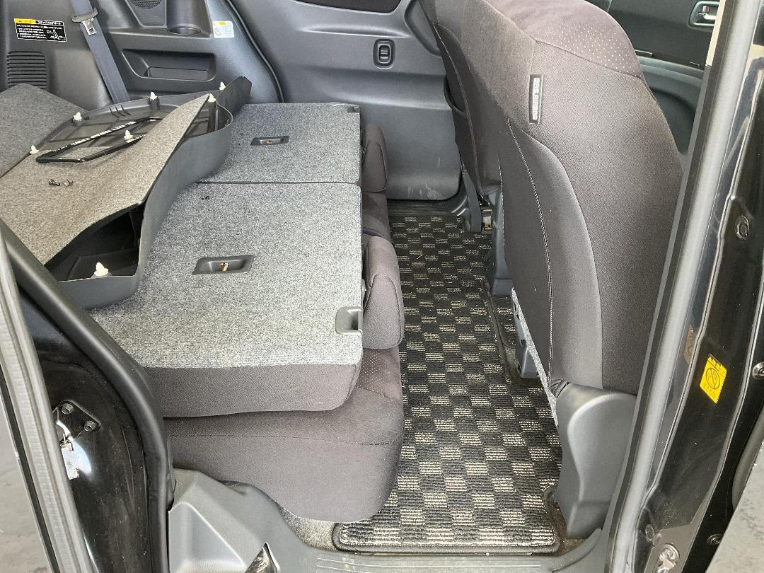 Photo '17' of Suzuki Solio