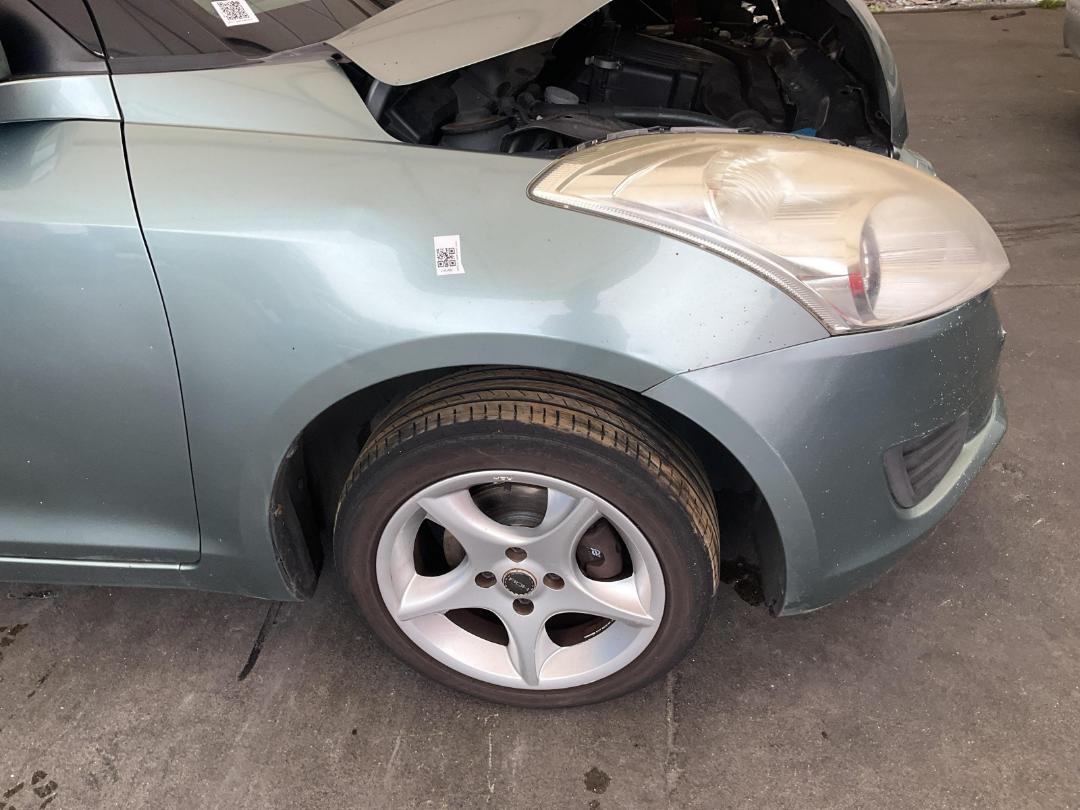 Damaged Suzuki Swift Glx In Wiri At Turners Damaged And End Of