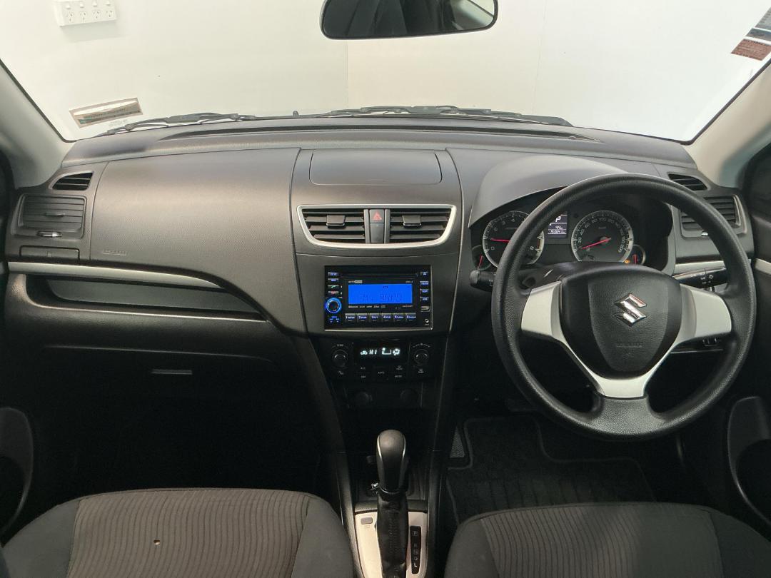 Photo '17' of Suzuki Swift Photo '17' of Suzuki Swift