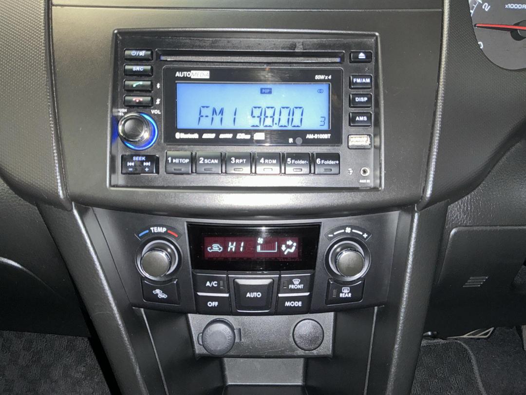 Photo '18' of Suzuki Swift Photo '18' of Suzuki Swift