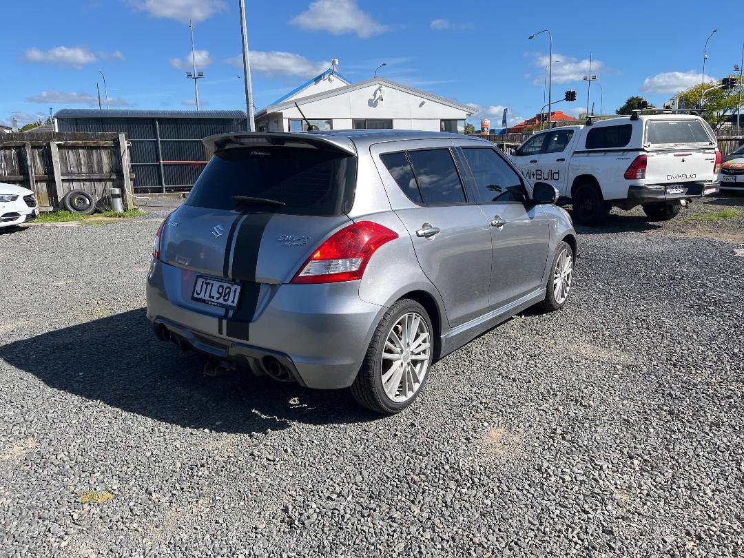 Photo '6' of Suzuki Swift Sport