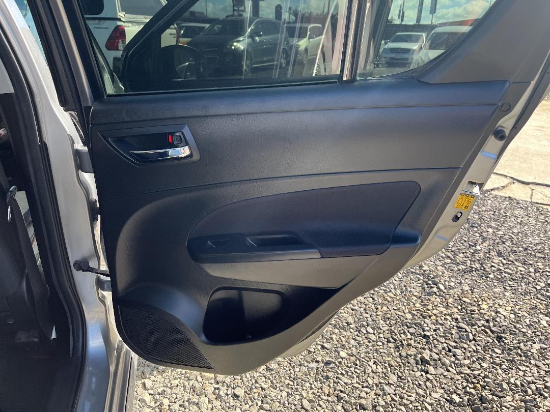 Photo '17' of Suzuki Swift Sport