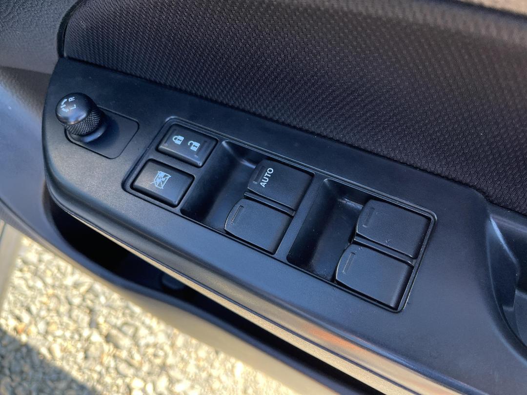 Photo '21' of Suzuki Swift Sport