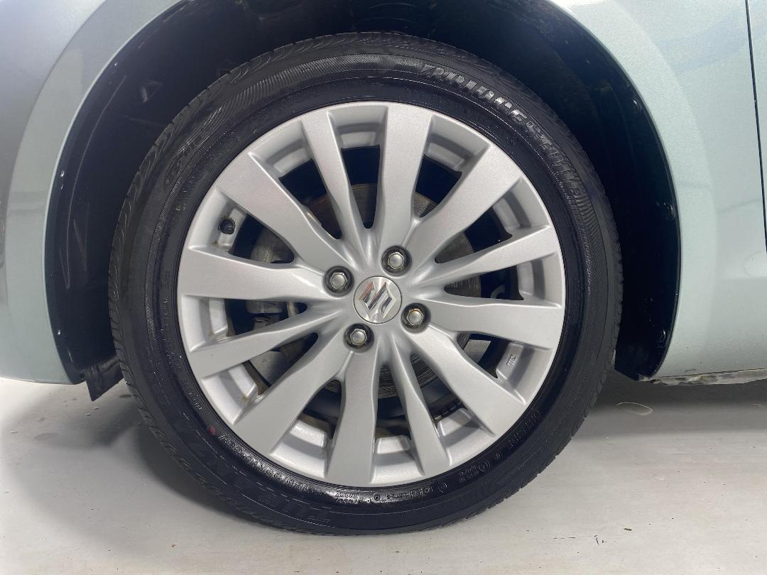 Photo '10' of Suzuki Swift