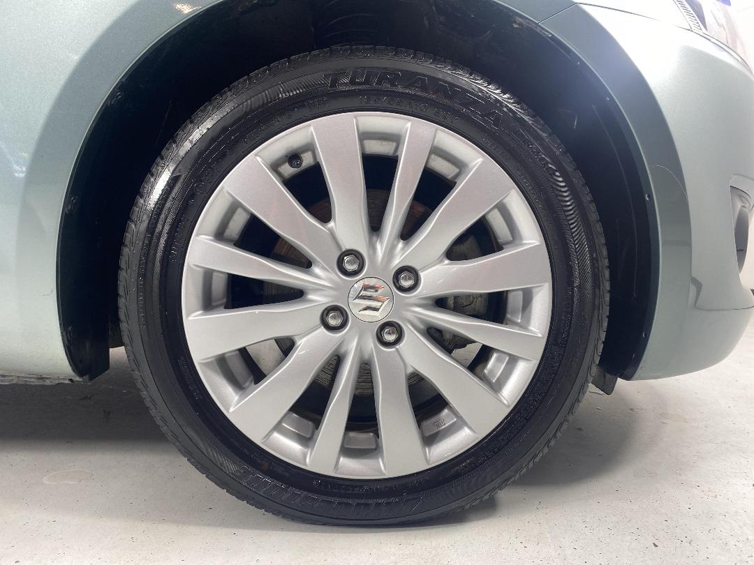 Photo '9' of Suzuki Swift