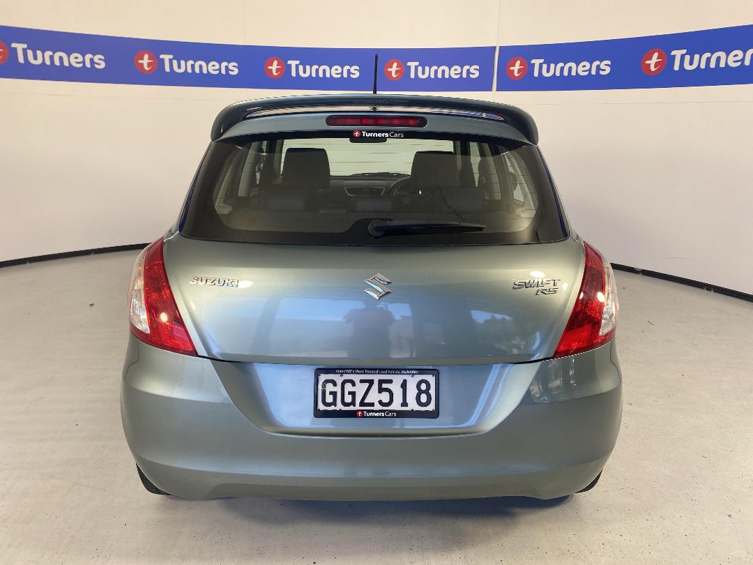 Photo '6' of Suzuki Swift