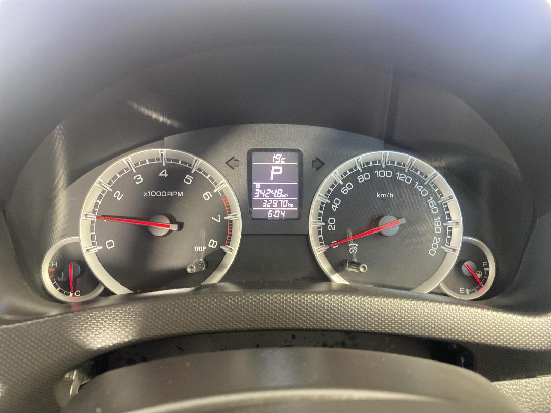 Photo '21' of Suzuki Swift