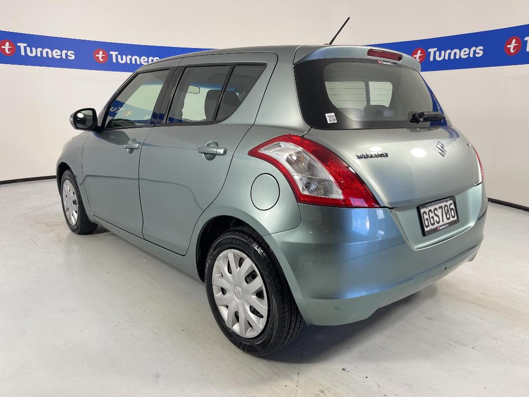 Photo '5' of Suzuki Swift Photo '5' of Suzuki Swift