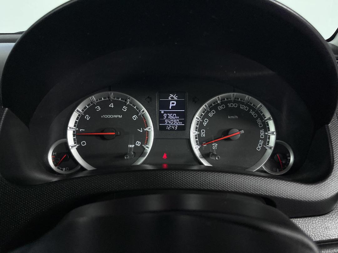 Photo '21' of Suzuki Swift Photo '21' of Suzuki Swift