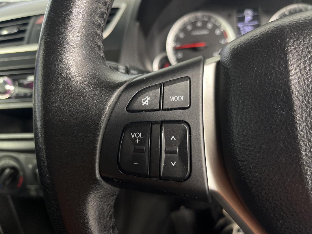 Photo '23' of Suzuki Swift Photo '23' of Suzuki Swift