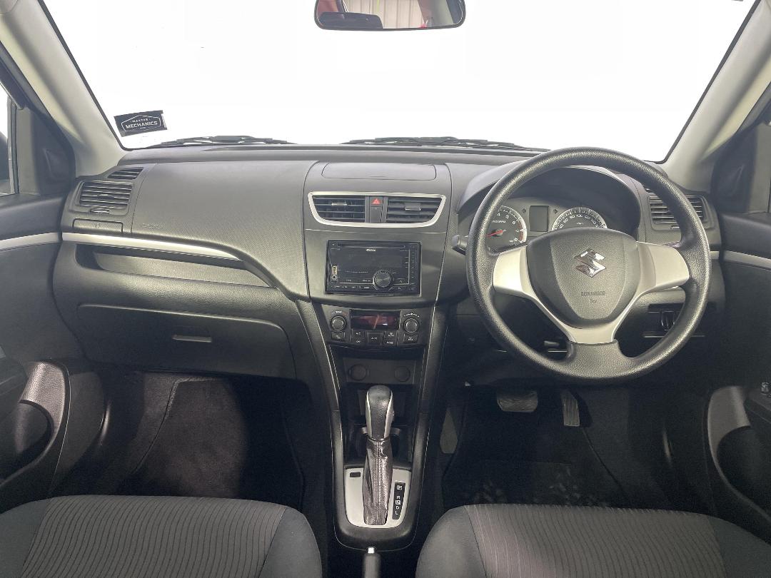 Photo '17' of Suzuki Swift